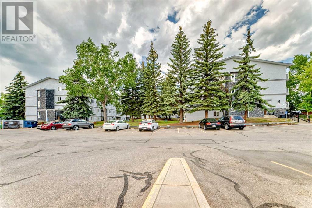 Single Family House for Sale in C  Dalton Drive NW Dalhousie Calgary 