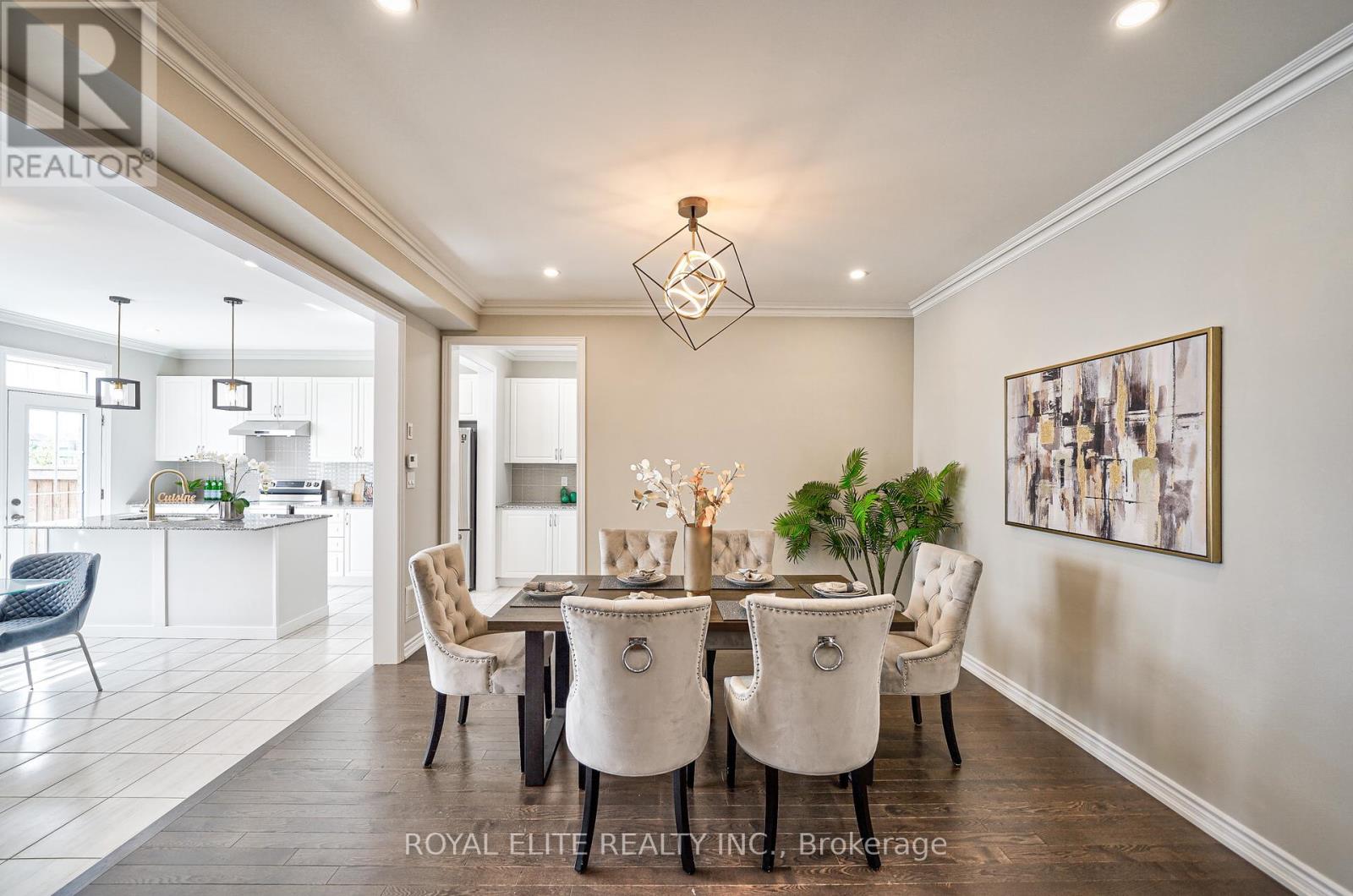Photo 21 of 10 Capstan Court, Whitby ON