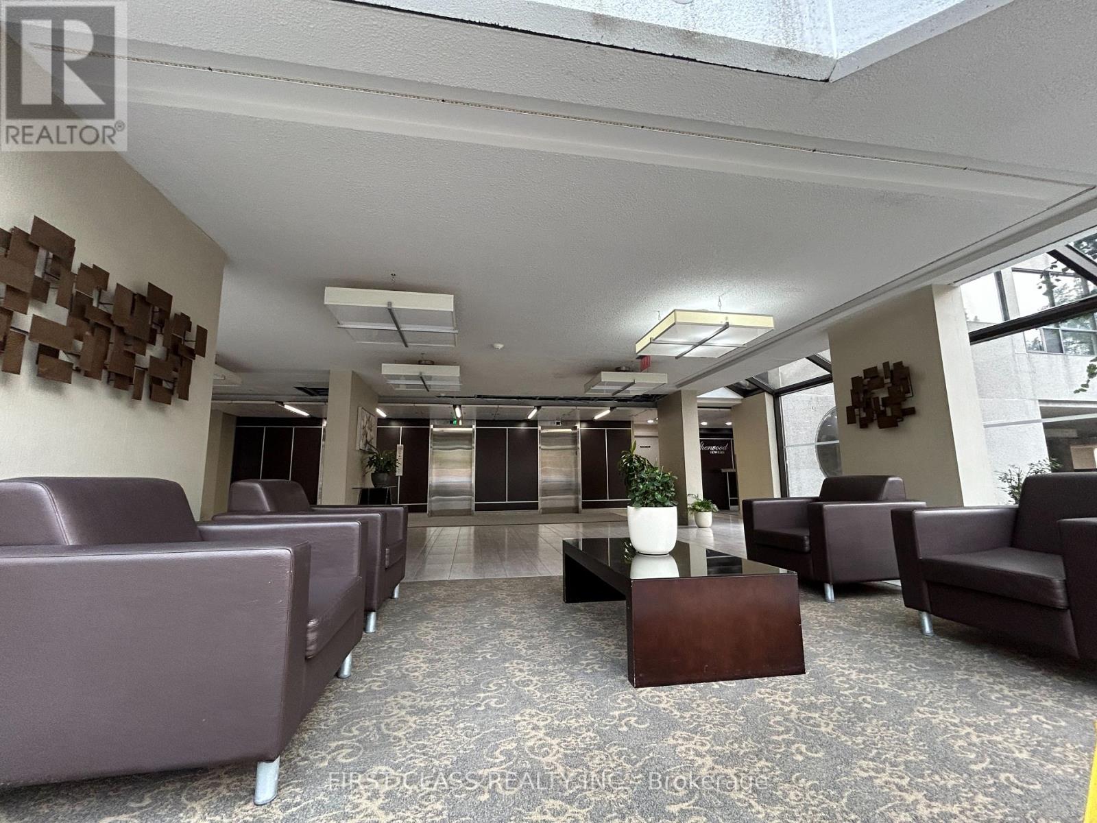 Photo 16 of 202 200 Robert Speck Parkway, Mississauga ON
