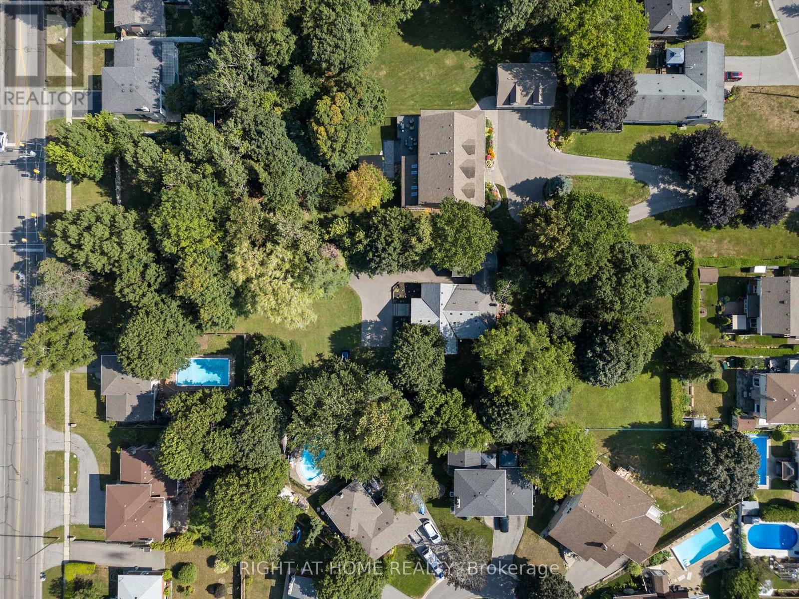 Photo 1 of 1086 Somerville Street W, Oshawa ON