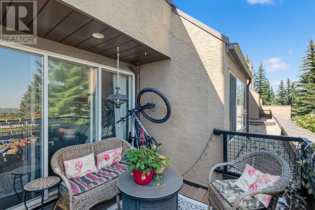 Single Family House for Sale in   Village Terrace SW Patterson Calgary 