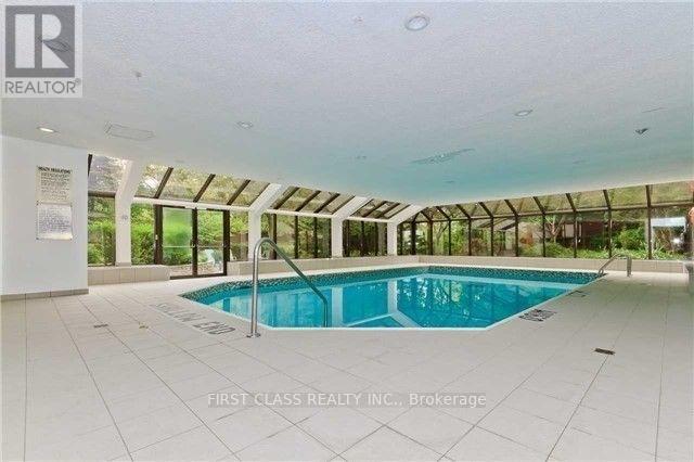 Photo 5 of 202 200 Robert Speck Parkway, Mississauga ON