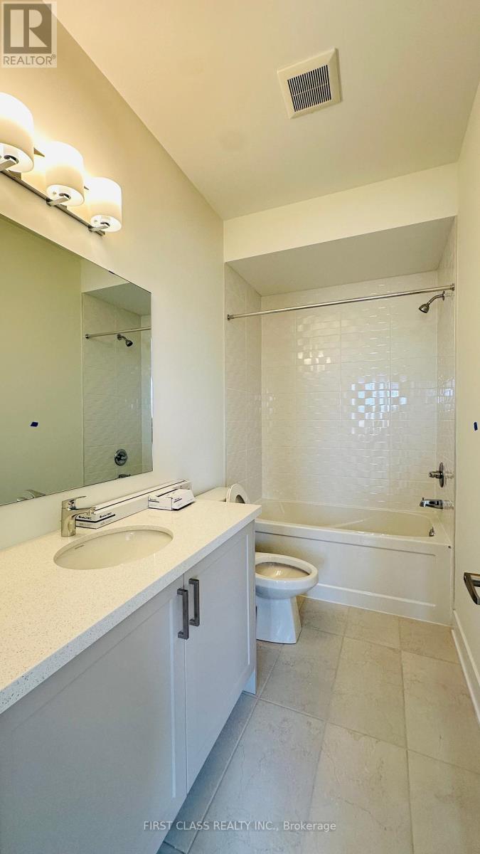 Photo 13 of 78 Meizhou Avenue, Markham ON