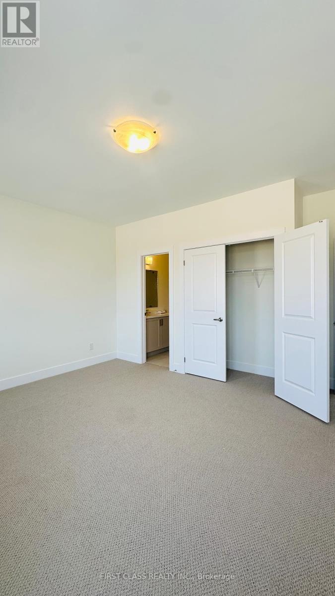 Photo 15 of 78 Meizhou Avenue, Markham ON