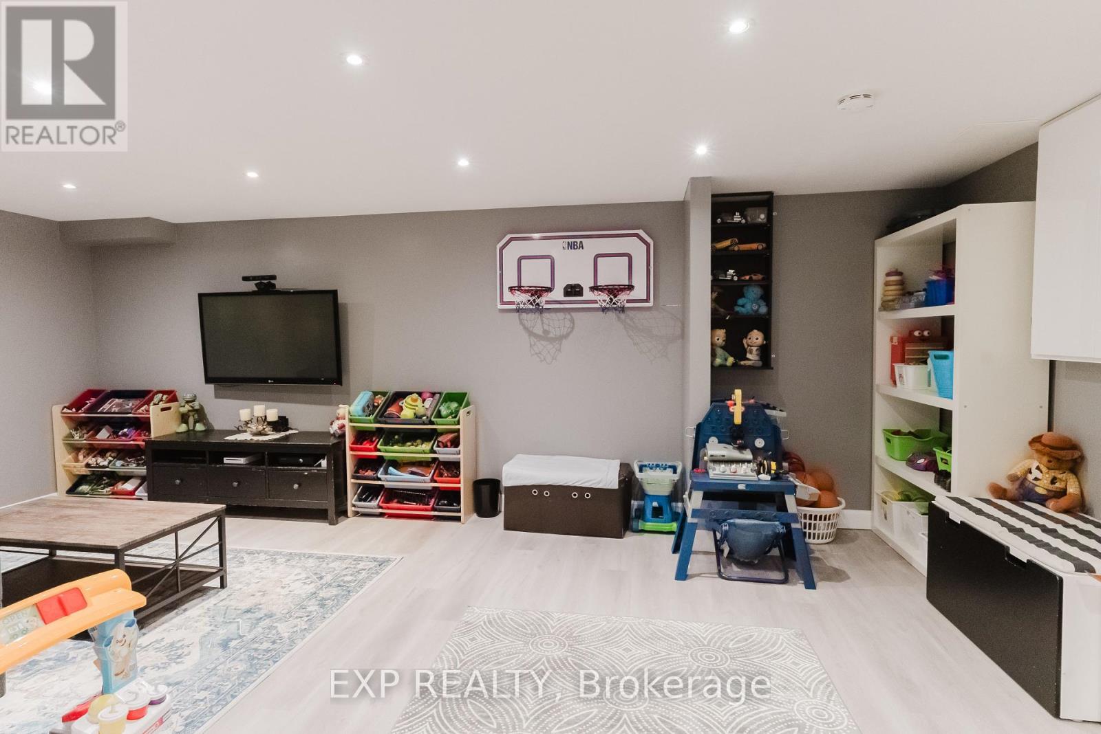 Photo 21 of 138 Acklam Terrace, Ottawa ON