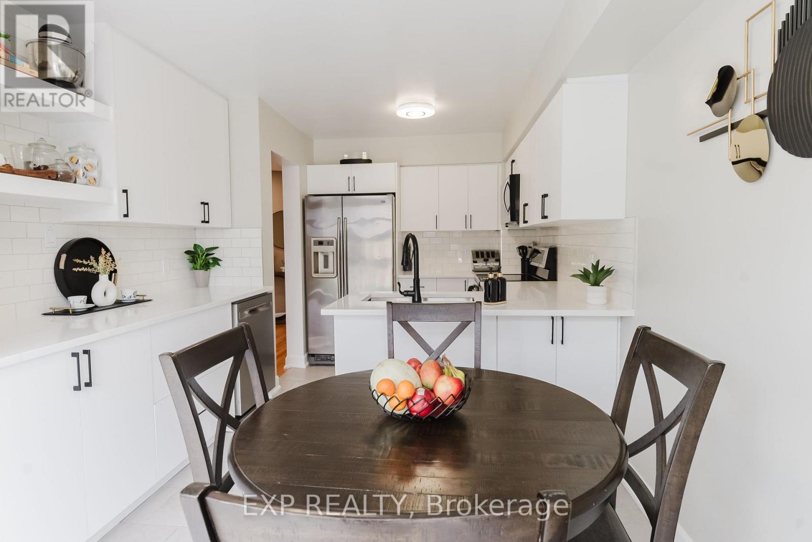 Photo 8 of 138 Acklam Terrace, Ottawa ON