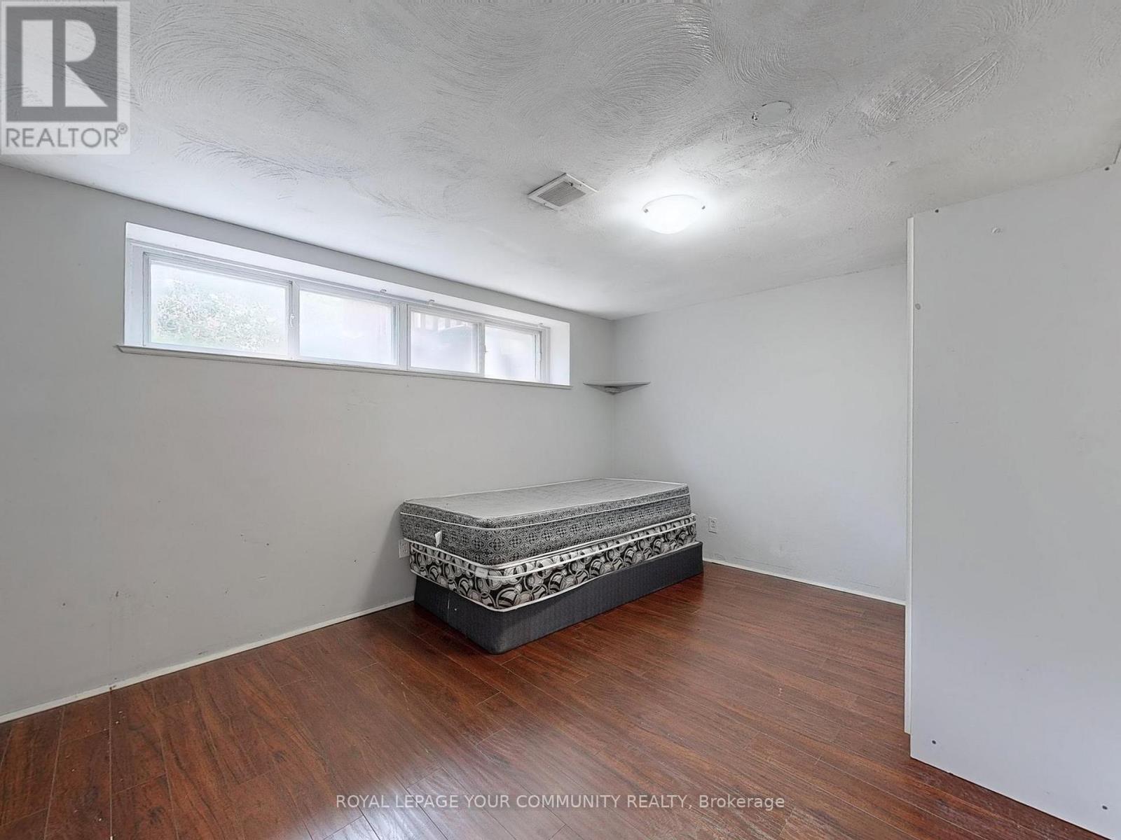 Photo 13 of Basement 17 Dobbin Road, Toronto ON