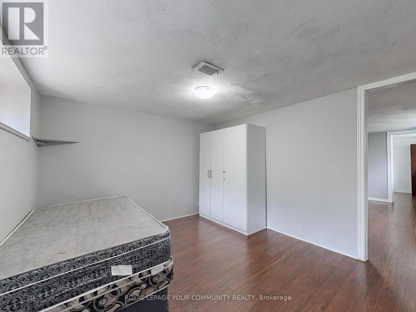 Photo 14 of Basement 17 Dobbin Road, Toronto ON