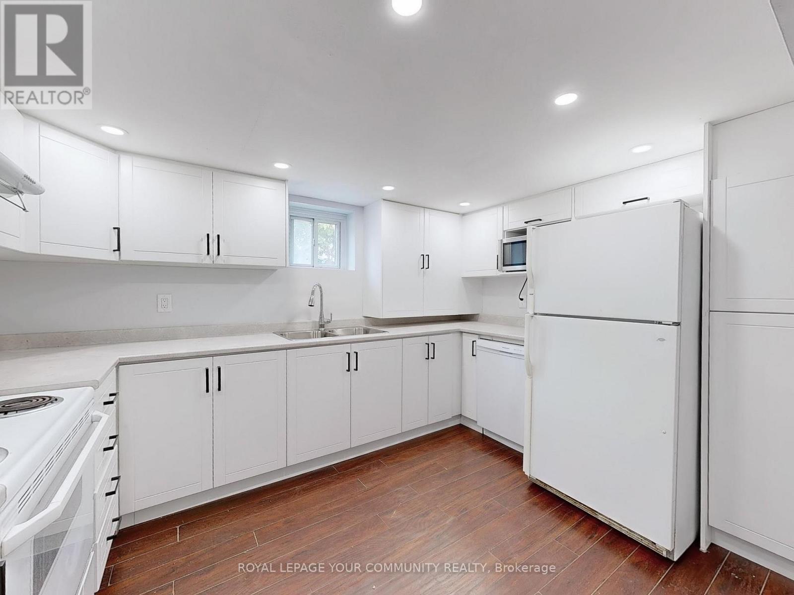 Photo 11 of Basement 17 Dobbin Road, Toronto ON
