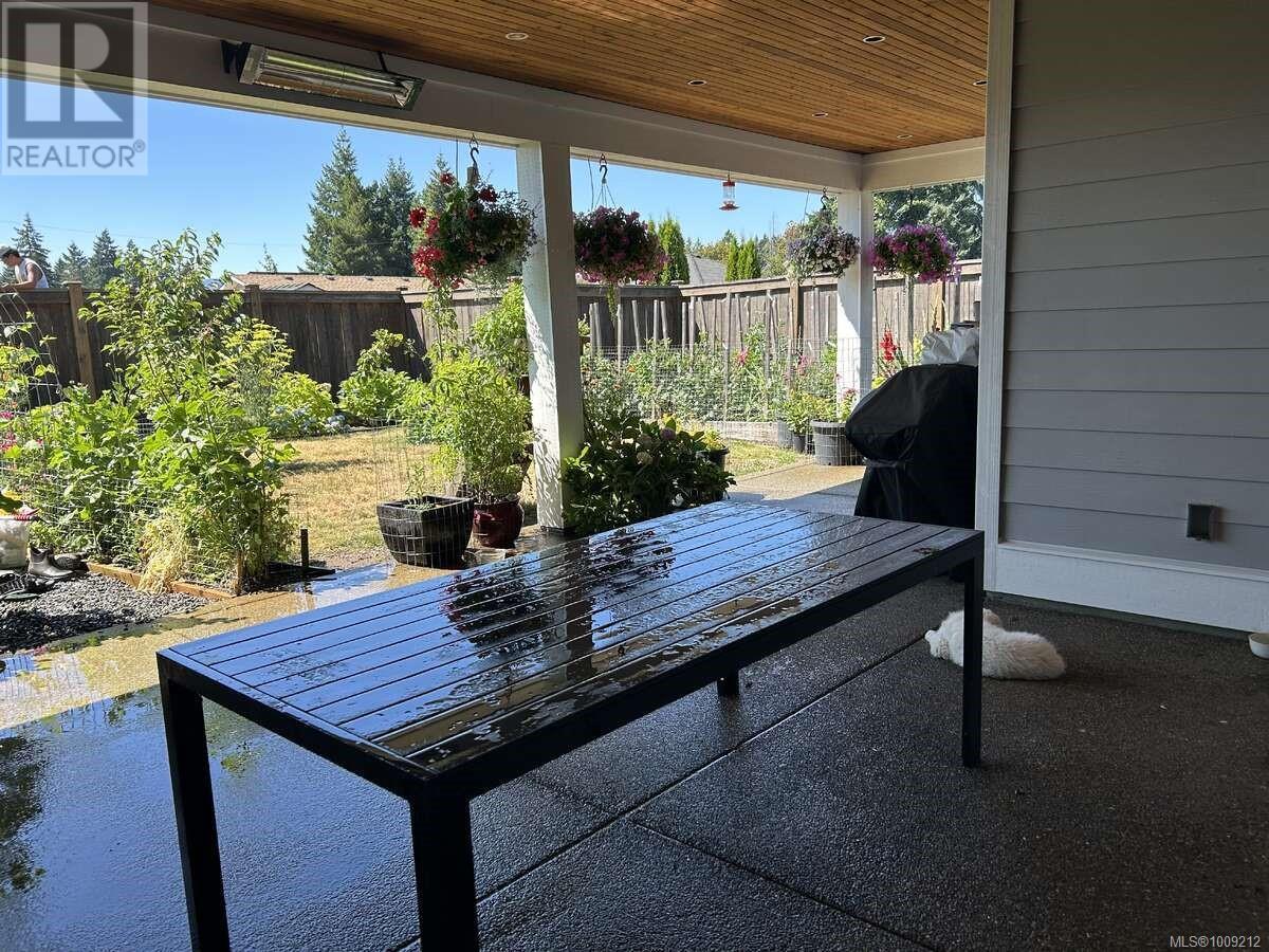 Photo 6 of 4052 Mcbride St, Port Alberni BC