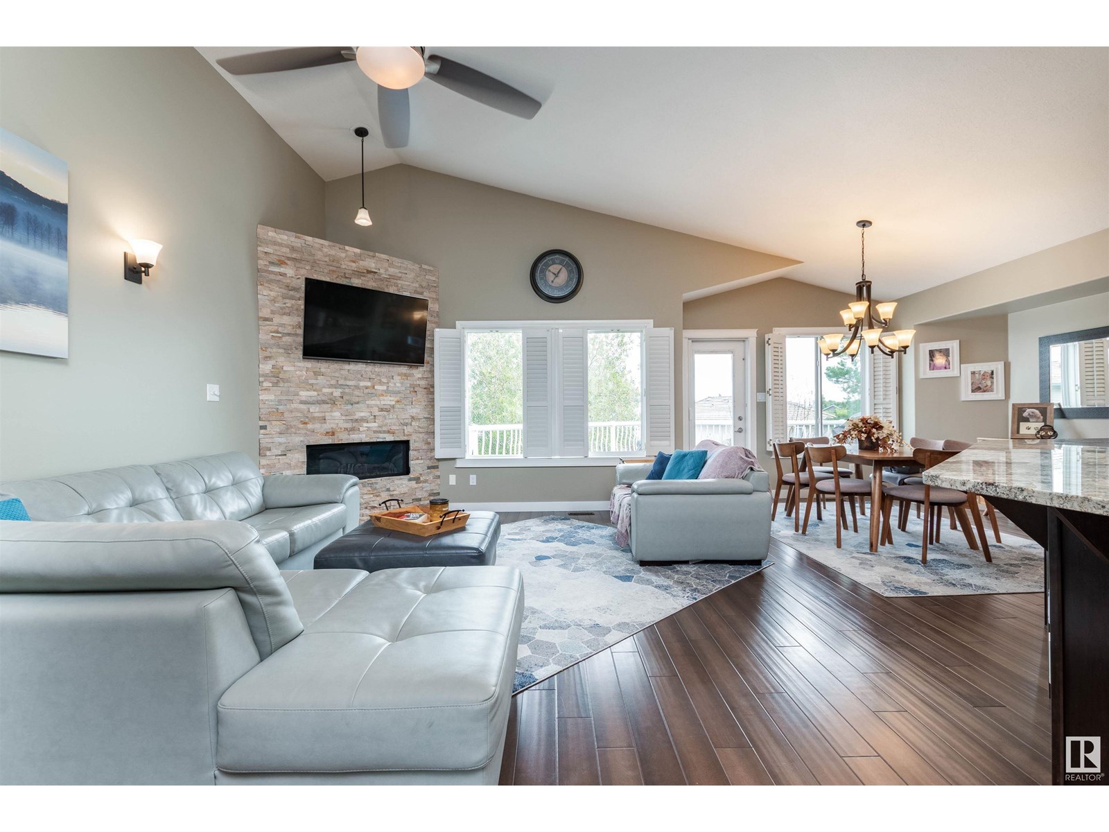 Photo 11 of 431 Norway Cr, Sherwood Park AB