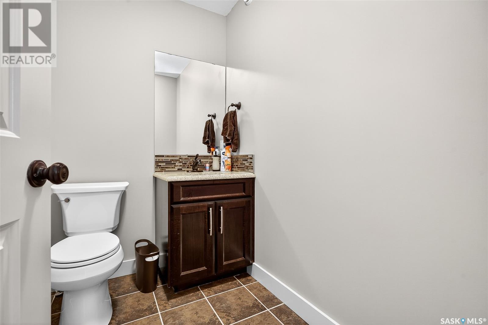 Photo 16 of 19 Everton Crescent Sw, Moose Jaw SK