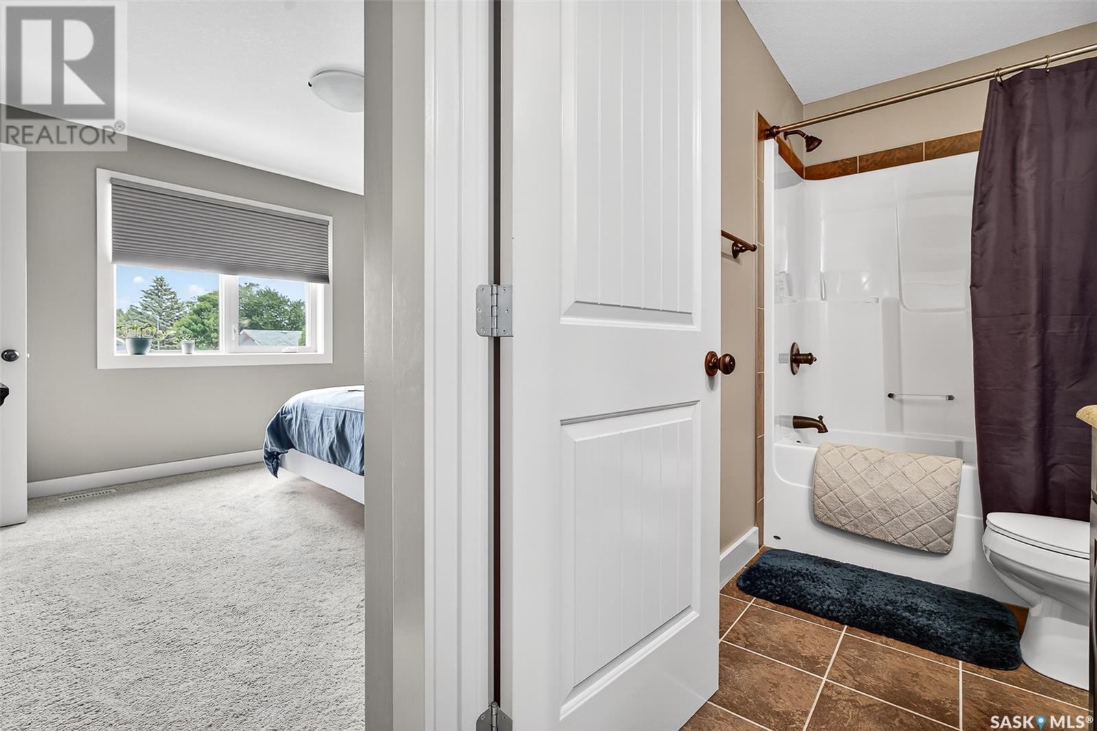 Photo 24 of 19 Everton Crescent Sw, Moose Jaw SK