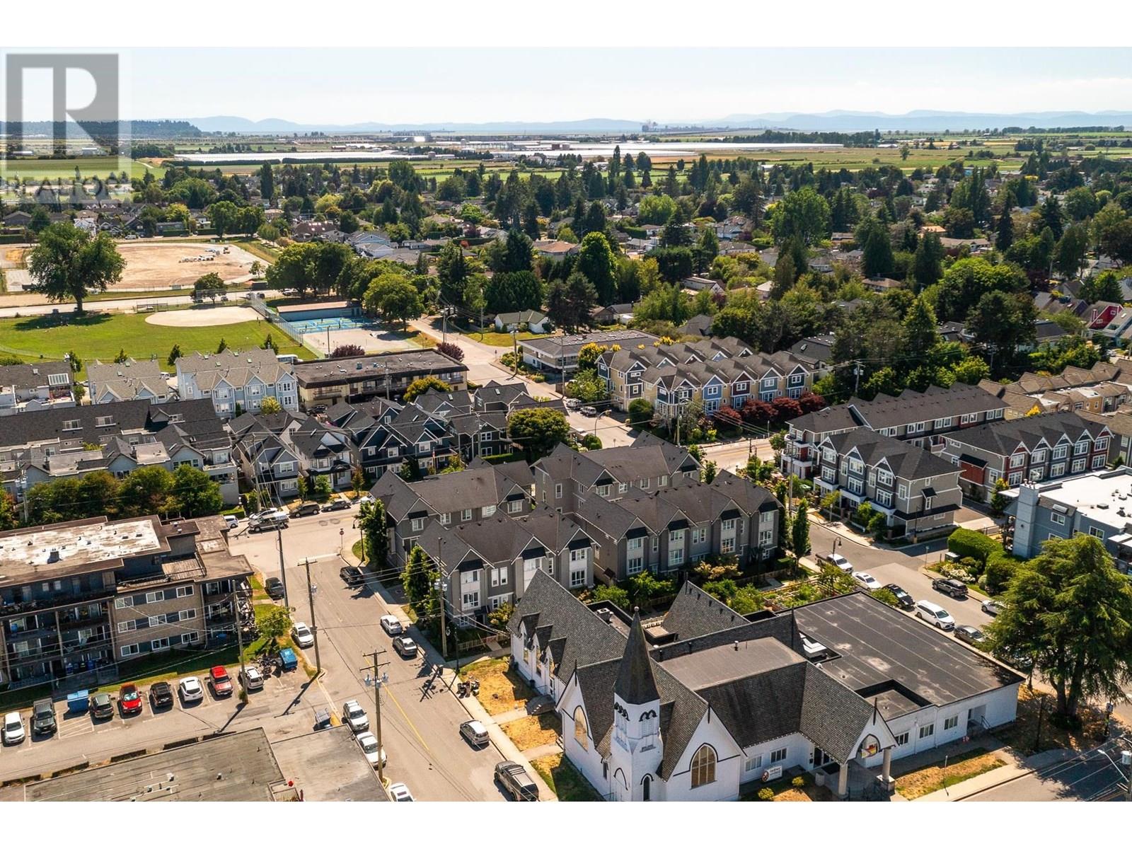 #14-4949 47A Avenue, Delta