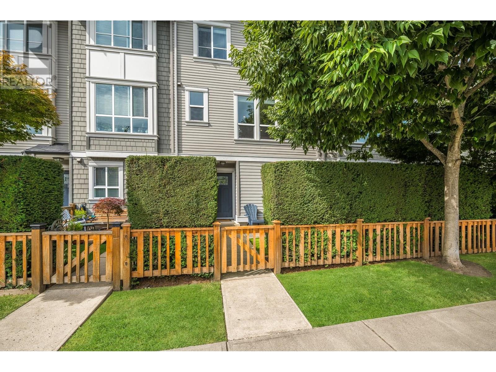 #14-4949 47A Avenue, Delta