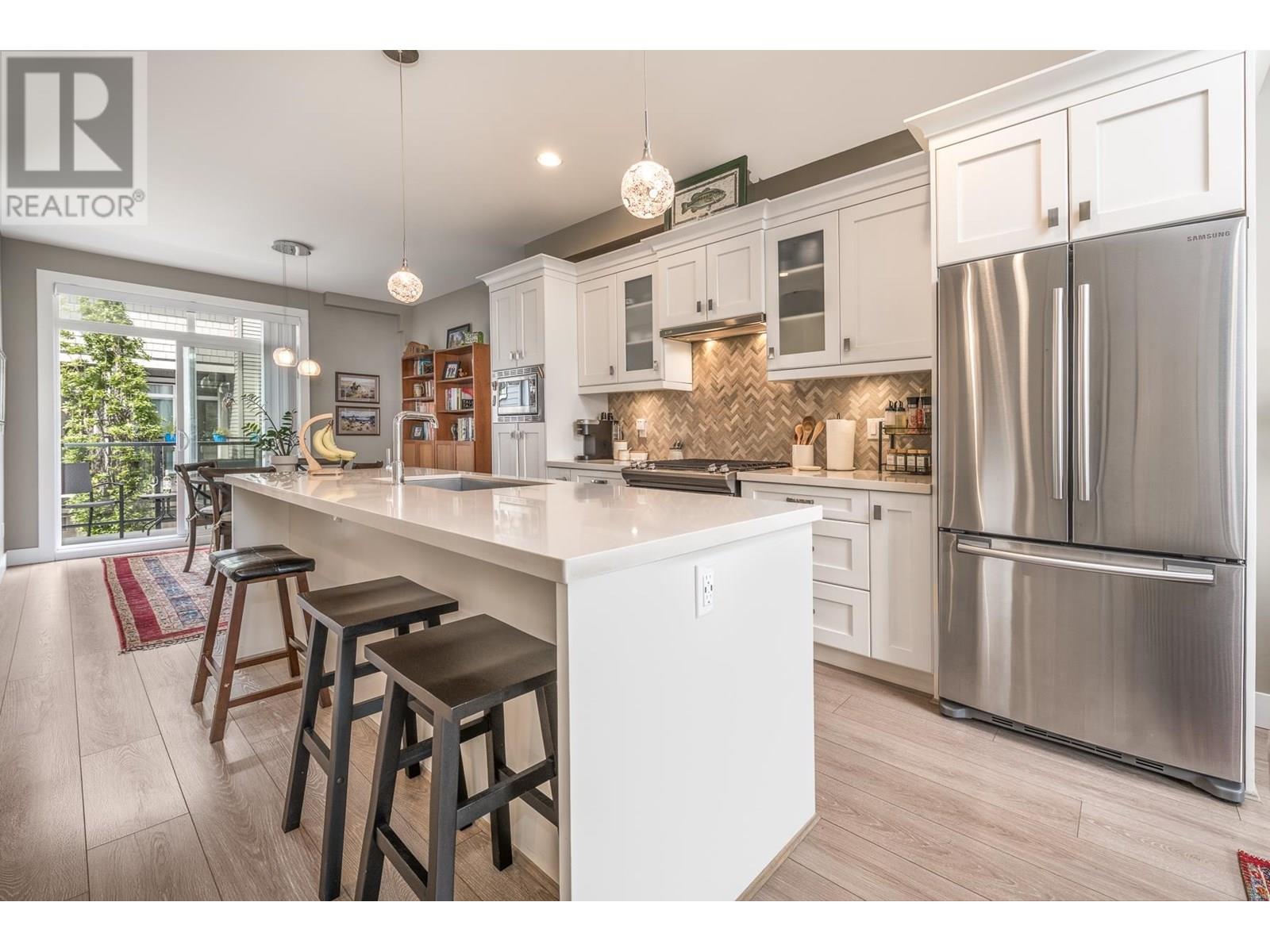 #14-4949 47A Avenue, Delta