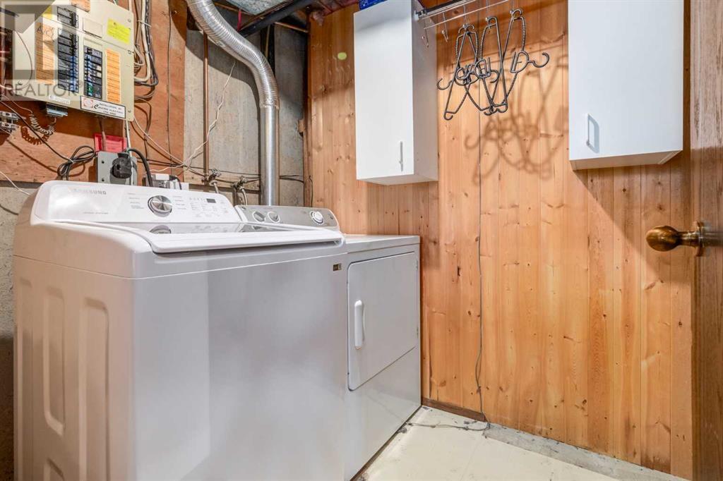 Single Family House 3 Level for Sale in  Castleridge Crescent NE Castleridge Calgary 