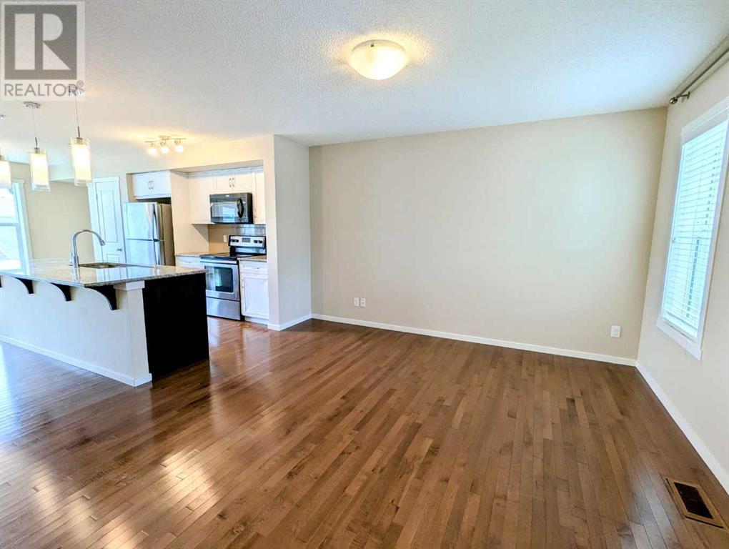 Photo 8 of 187 Evansborough Way Nw, Calgary AB