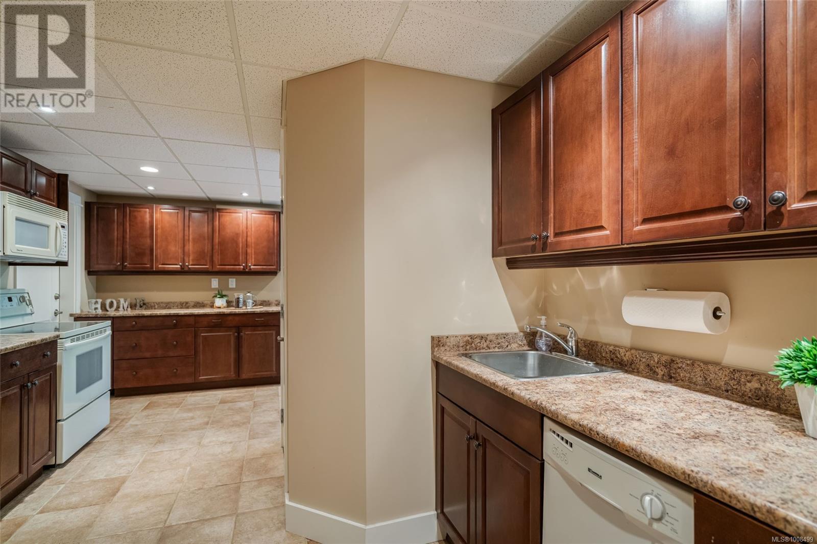 Photo 19 of 3557 Collingwood Dr, Nanoose Bay BC