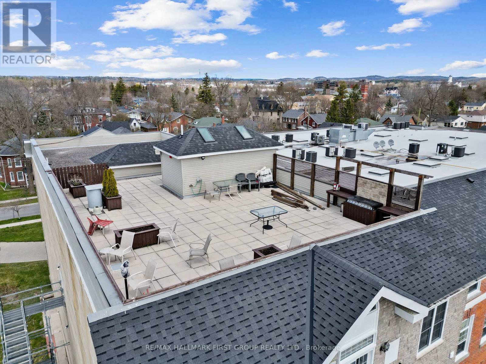 Photo 36 of 104 323 George Street, Cobourg ON