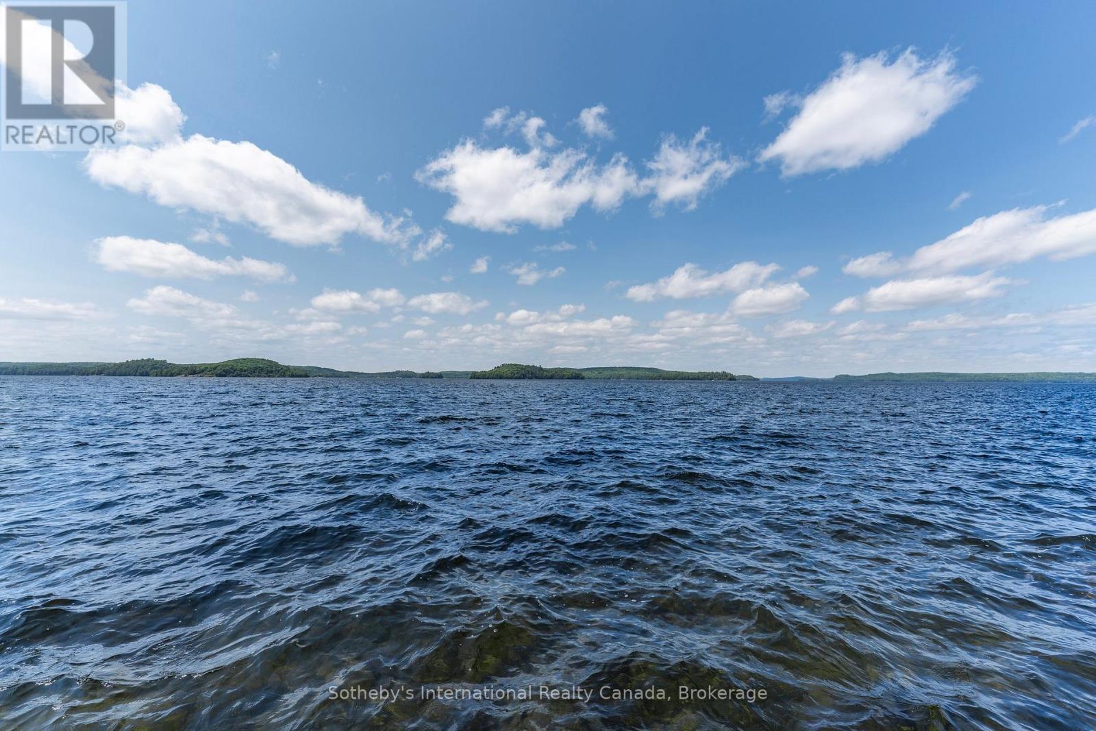 Photo 13 of 1076 Nithgrove Road, Lake Of Bays ON
