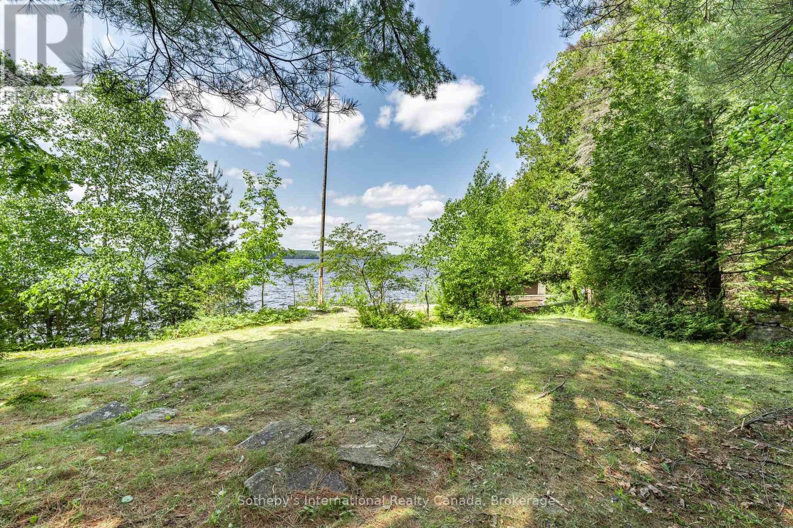 Photo 23 of 1076 Nithgrove Road, Lake Of Bays ON