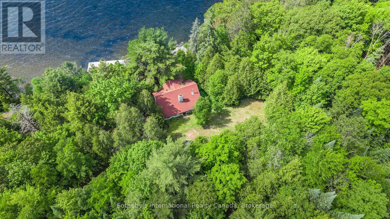 Photo 36 of 1076 Nithgrove Road, Lake Of Bays ON