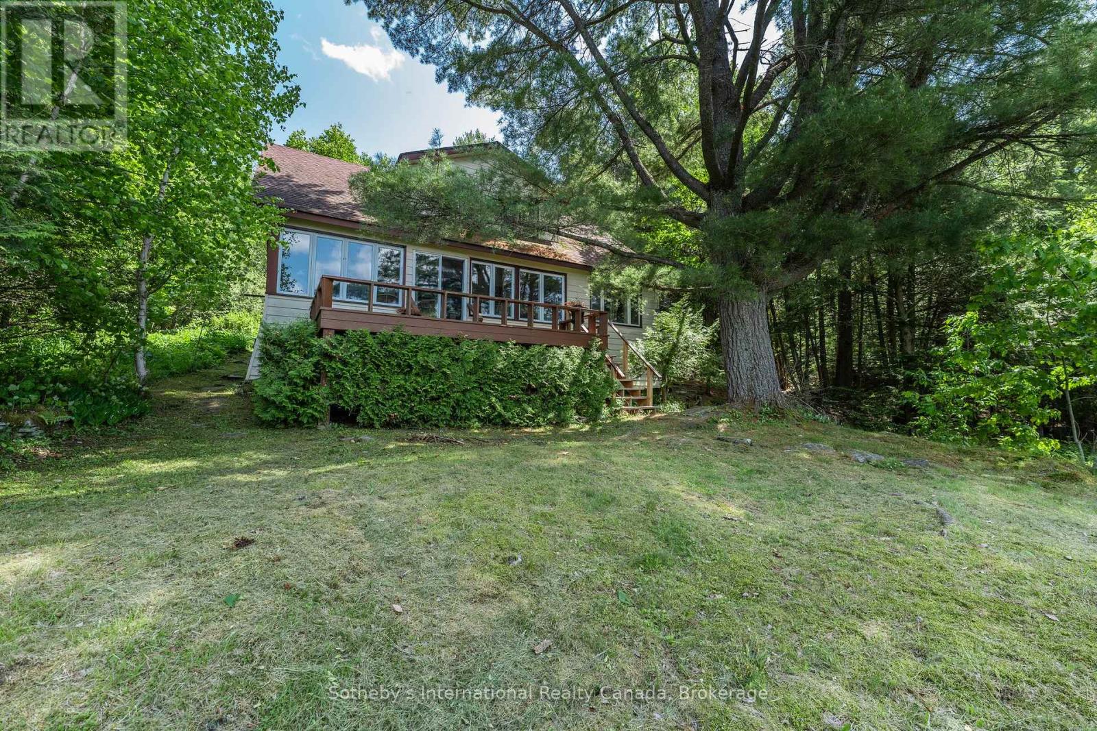 Photo 42 of 1076 Nithgrove Road, Lake Of Bays ON