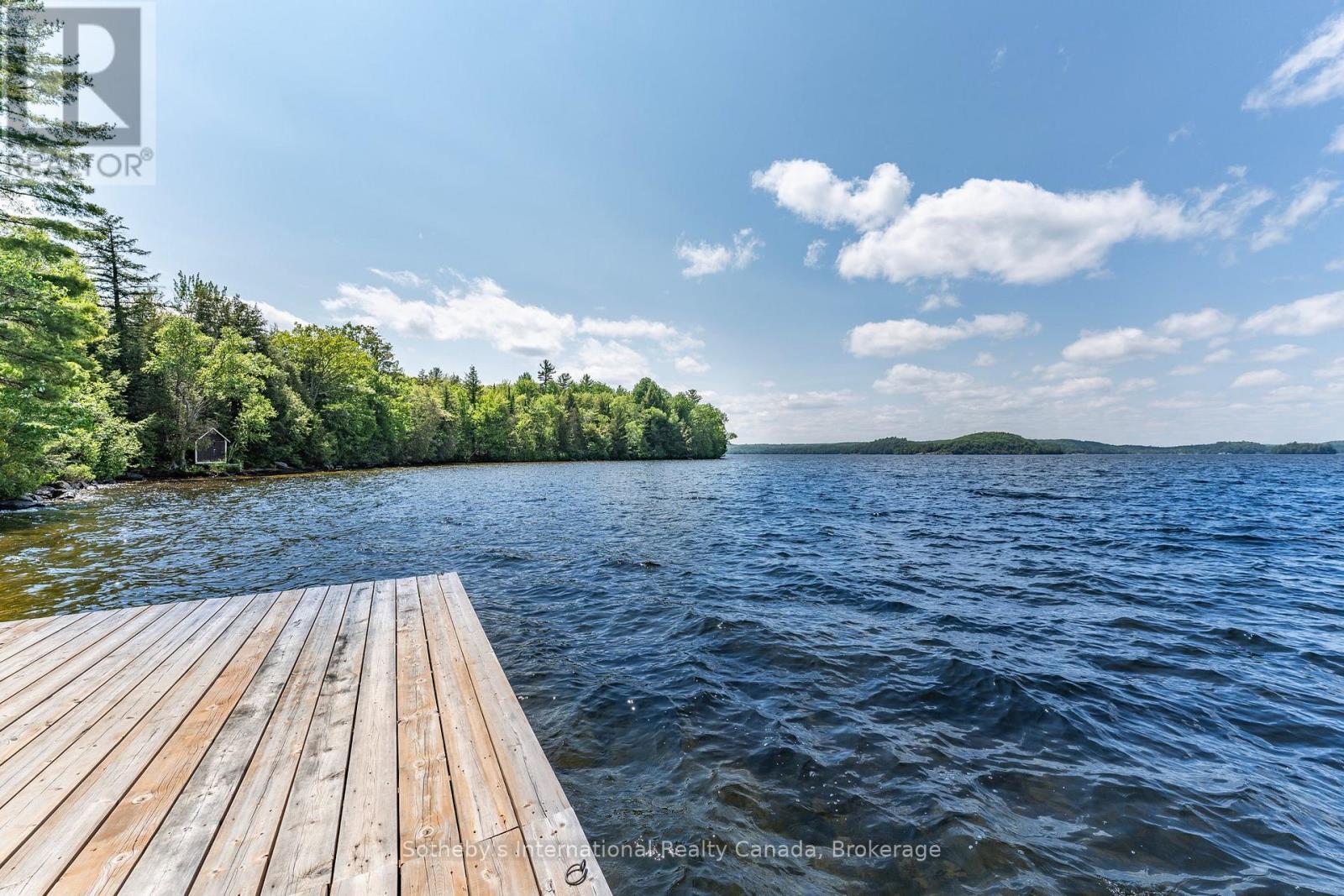 Photo 9 of 1076 Nithgrove Road, Lake Of Bays ON
