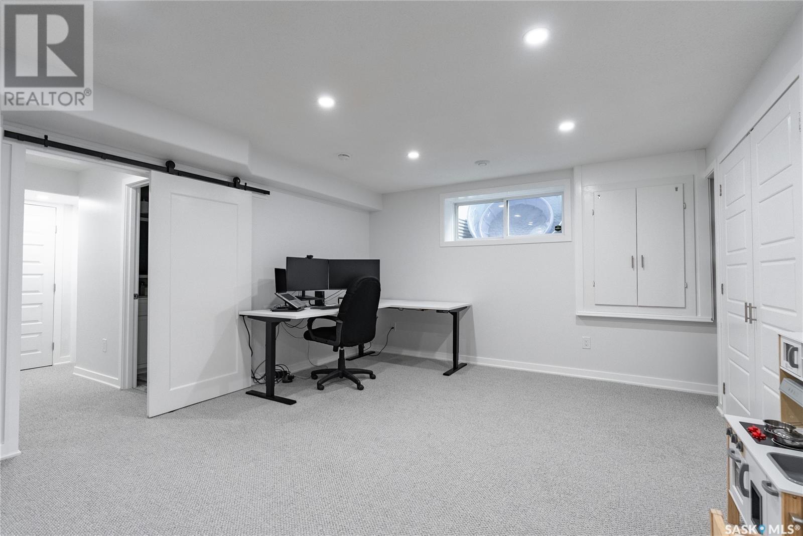 Photo 34 of 435 Mcfaull Crescent, Saskatoon SK