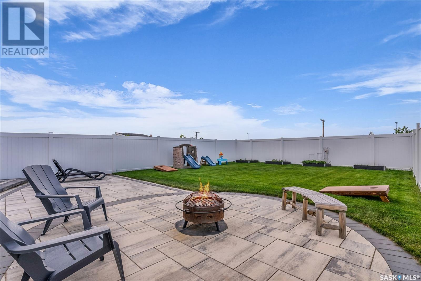 Photo 6 of 435 Mcfaull Crescent, Saskatoon SK