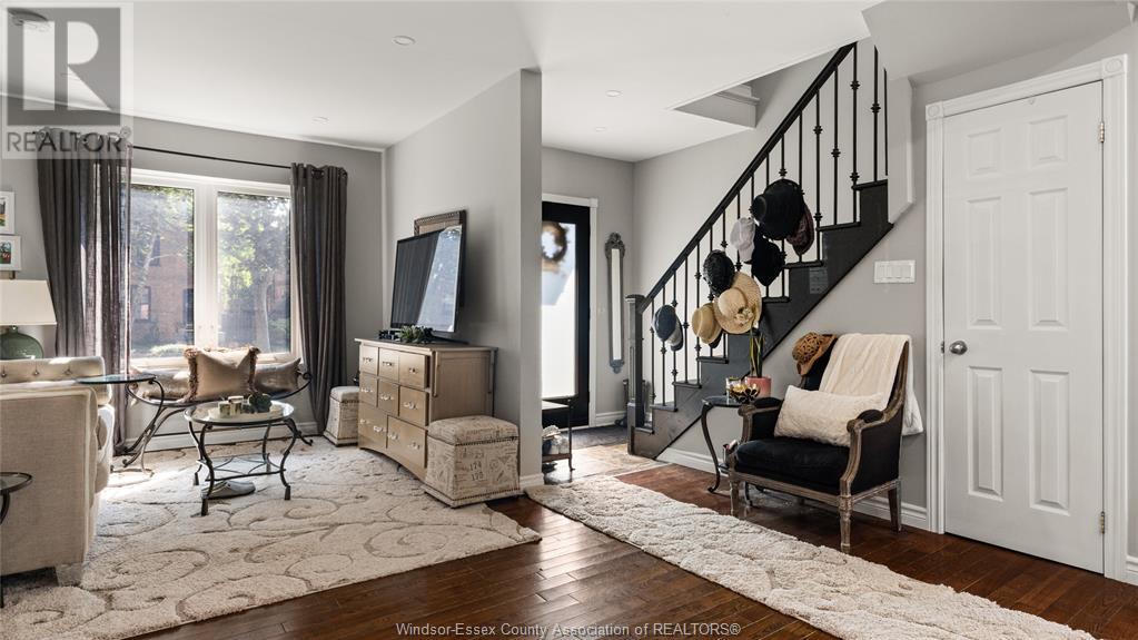 Photo 32 of 853 Monmouth Avenue, Windsor ON