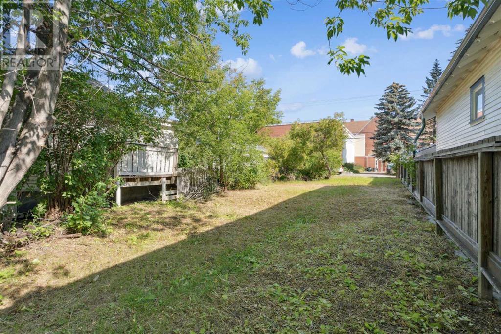 Photo 8 of 206 12 Avenue Nw, Calgary AB