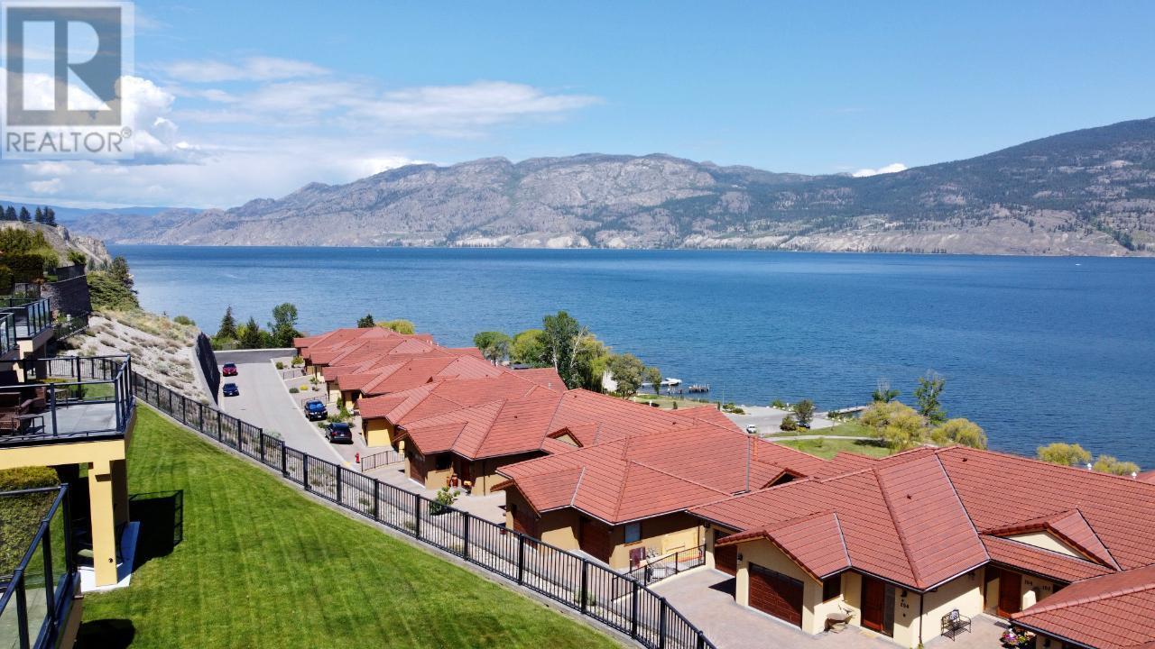 #201-14451 Downton Avenue, Summerland