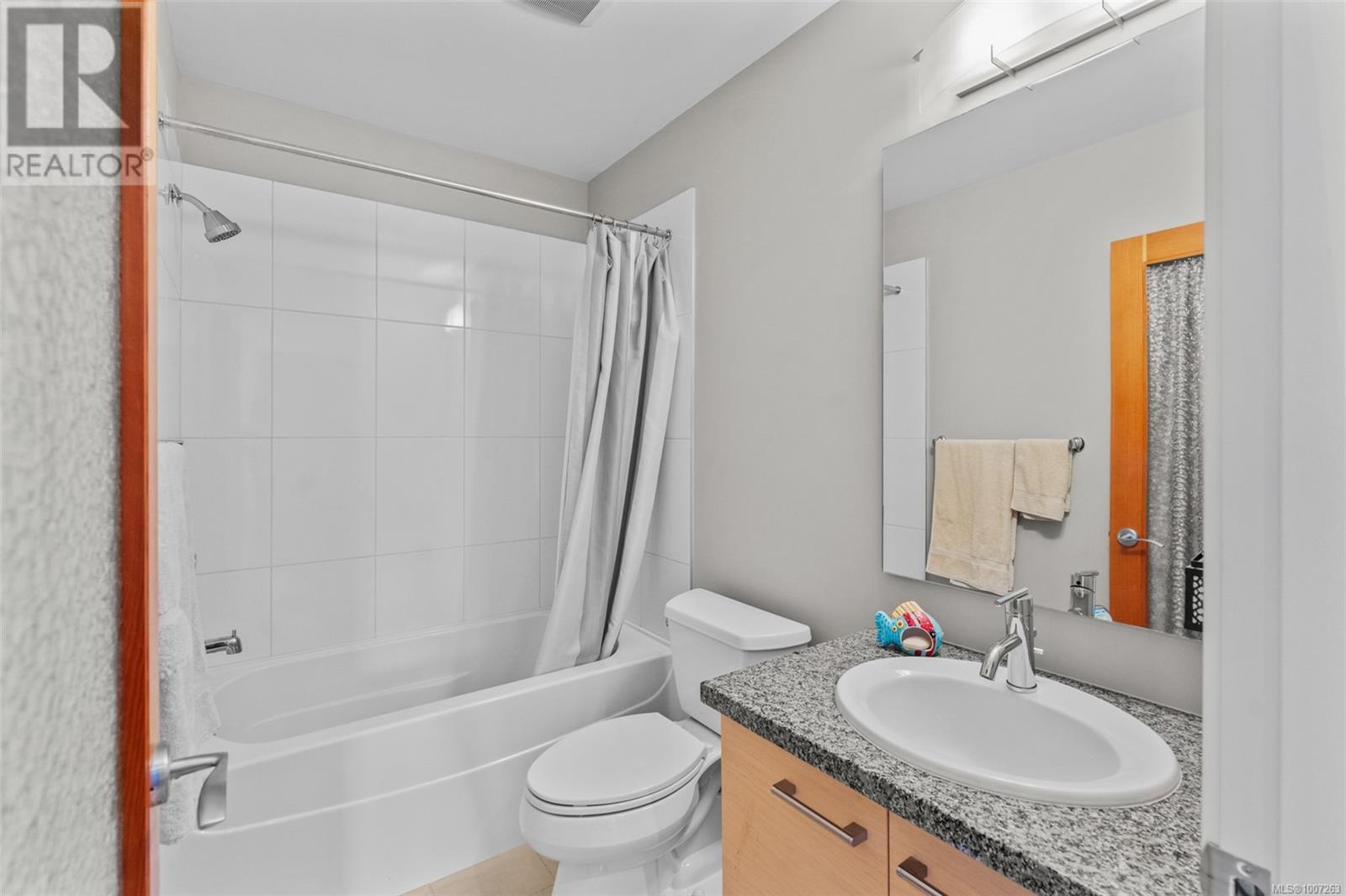 Photo 40 of 805 38 Front St, Nanaimo BC
