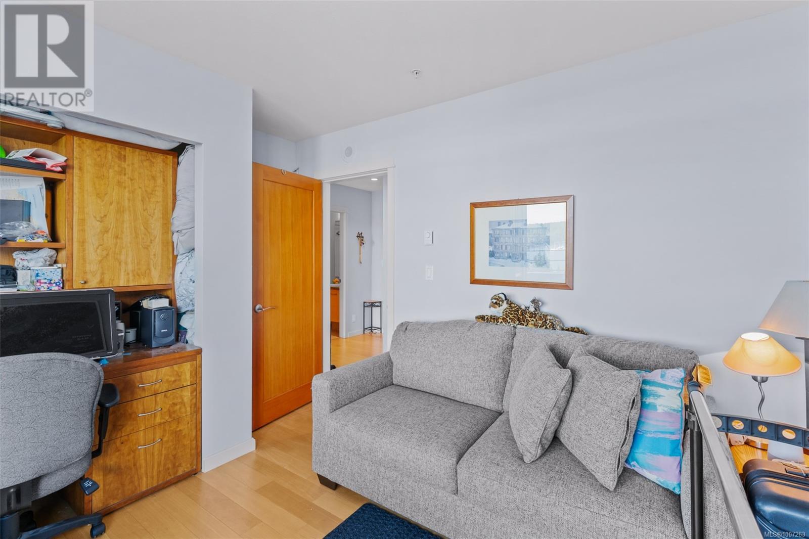 Photo 38 of 805 38 Front St, Nanaimo BC