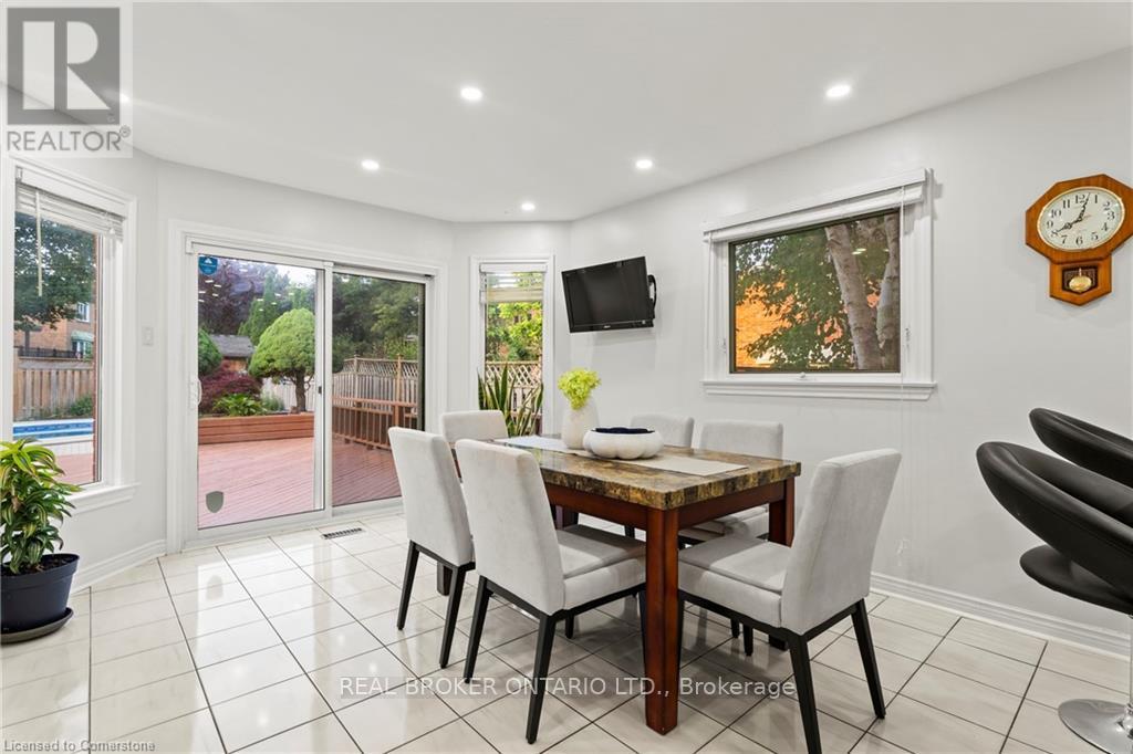 Photo 24 of 3407 Clayton Road, Mississauga ON