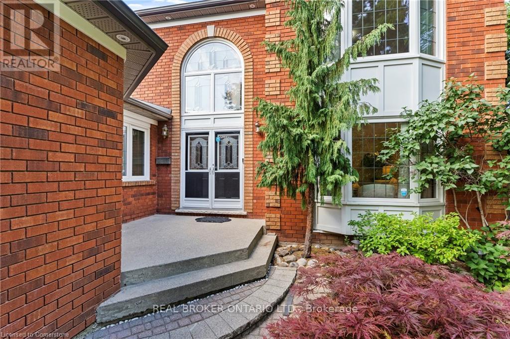 Photo 33 of 3407 Clayton Road, Mississauga ON