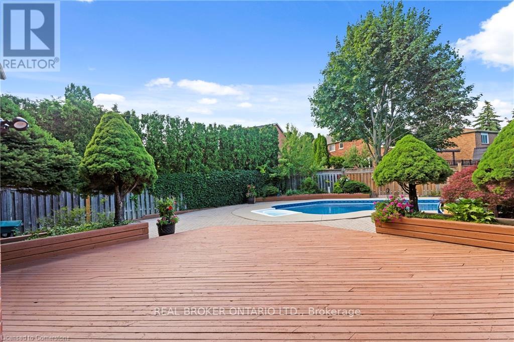 Photo 13 of 3407 Clayton Road, Mississauga ON