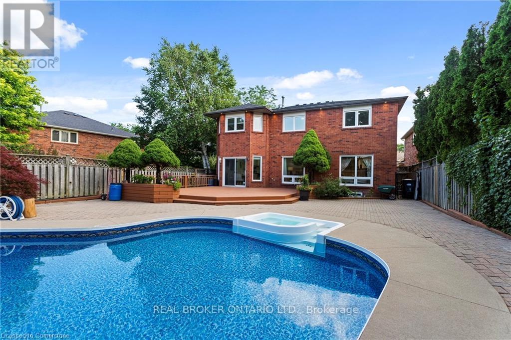 Photo 25 of 3407 Clayton Road, Mississauga ON