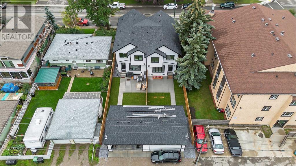 Single Family House for Sale in   Avenue SW North Glenmore Park Calgary 