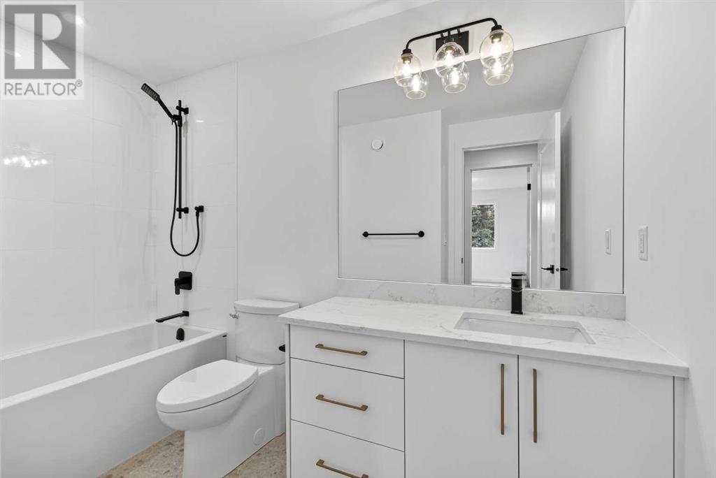 Single Family House for Sale in   Avenue SW North Glenmore Park Calgary 