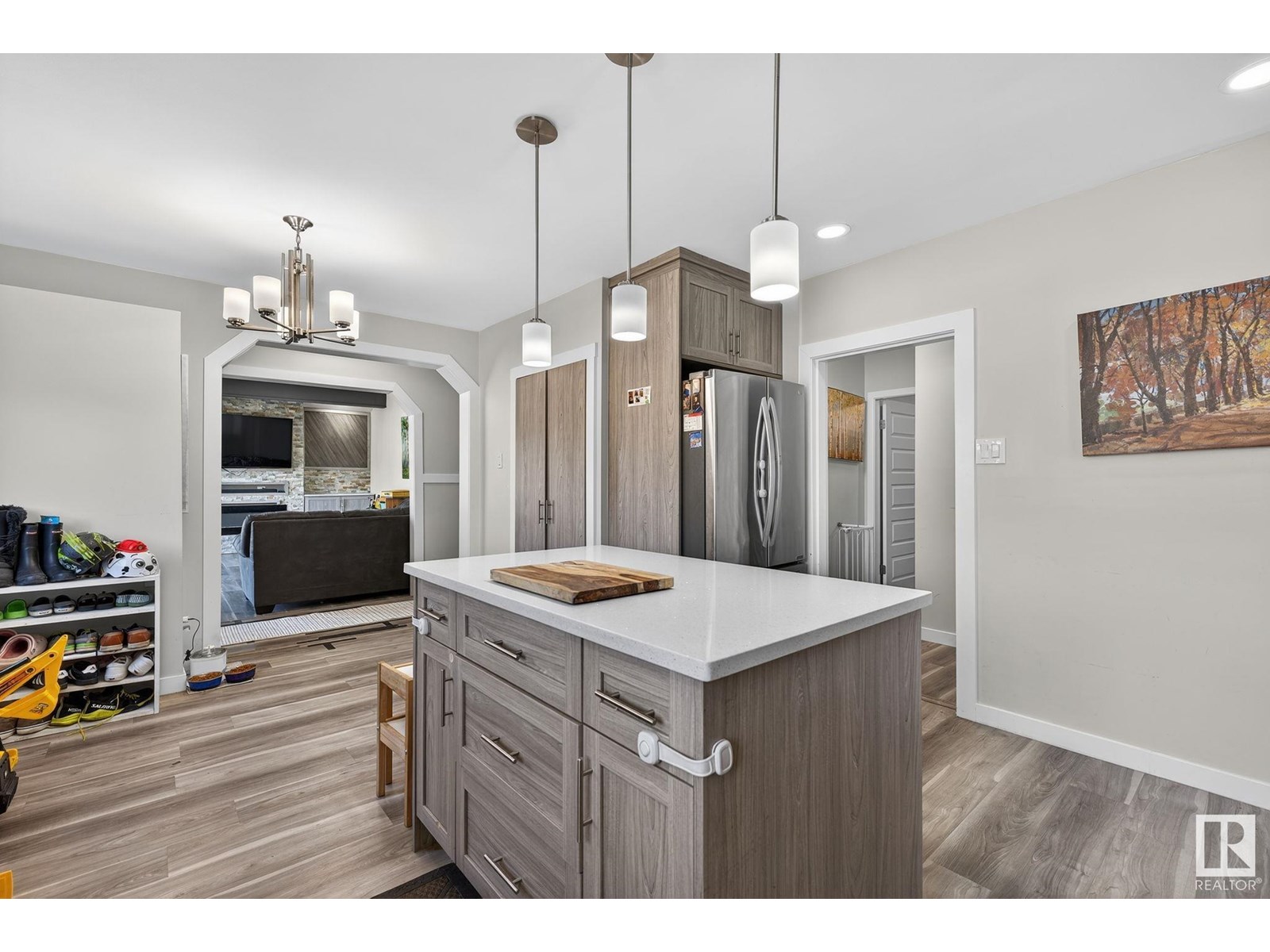 Photo 22 of 9479 75 St Nw, Edmonton AB
