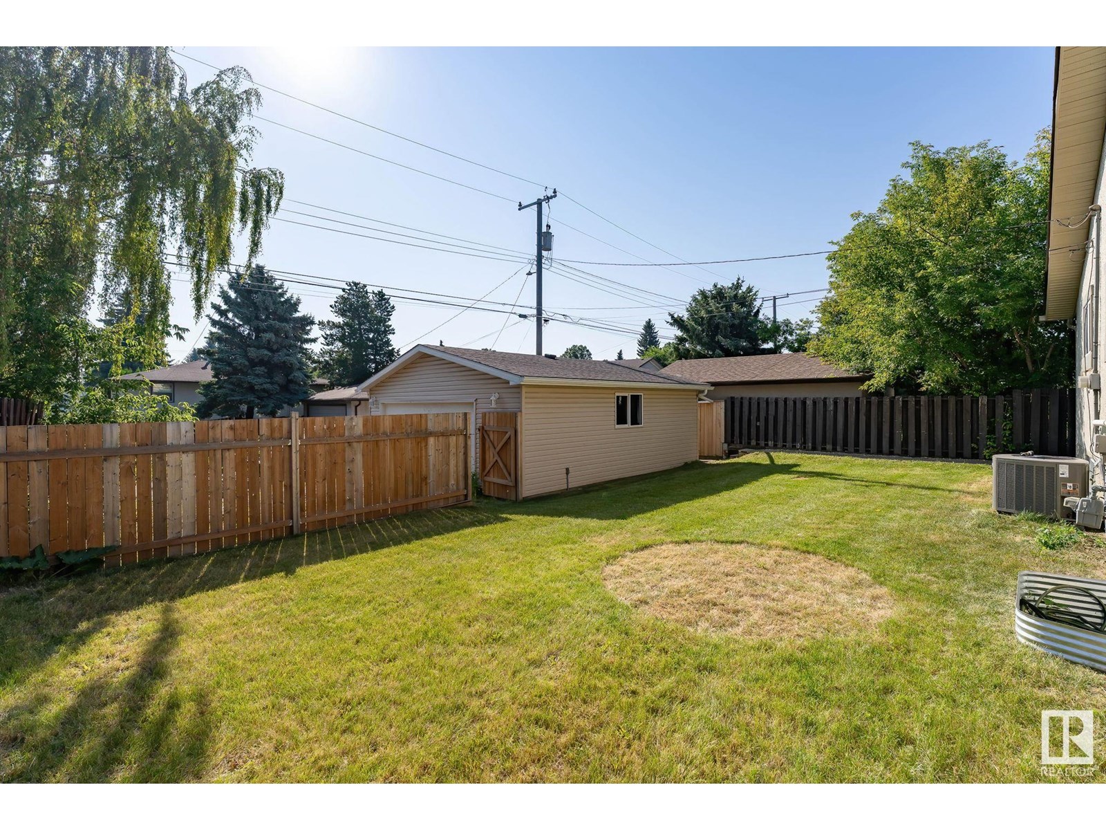 Photo 34 of 9479 75 St Nw, Edmonton AB