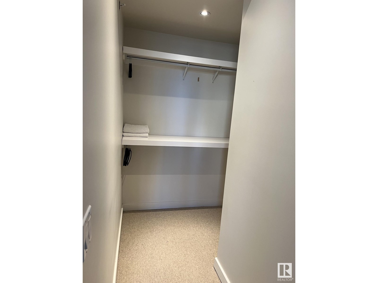 Photo 7 of 405 11415 100 Av Nw, Edmonton AB