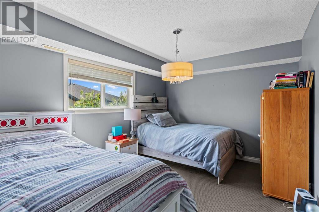 Single Family House for Sale in  Saddlebrook Point NE Saddle Ridge Calgary 