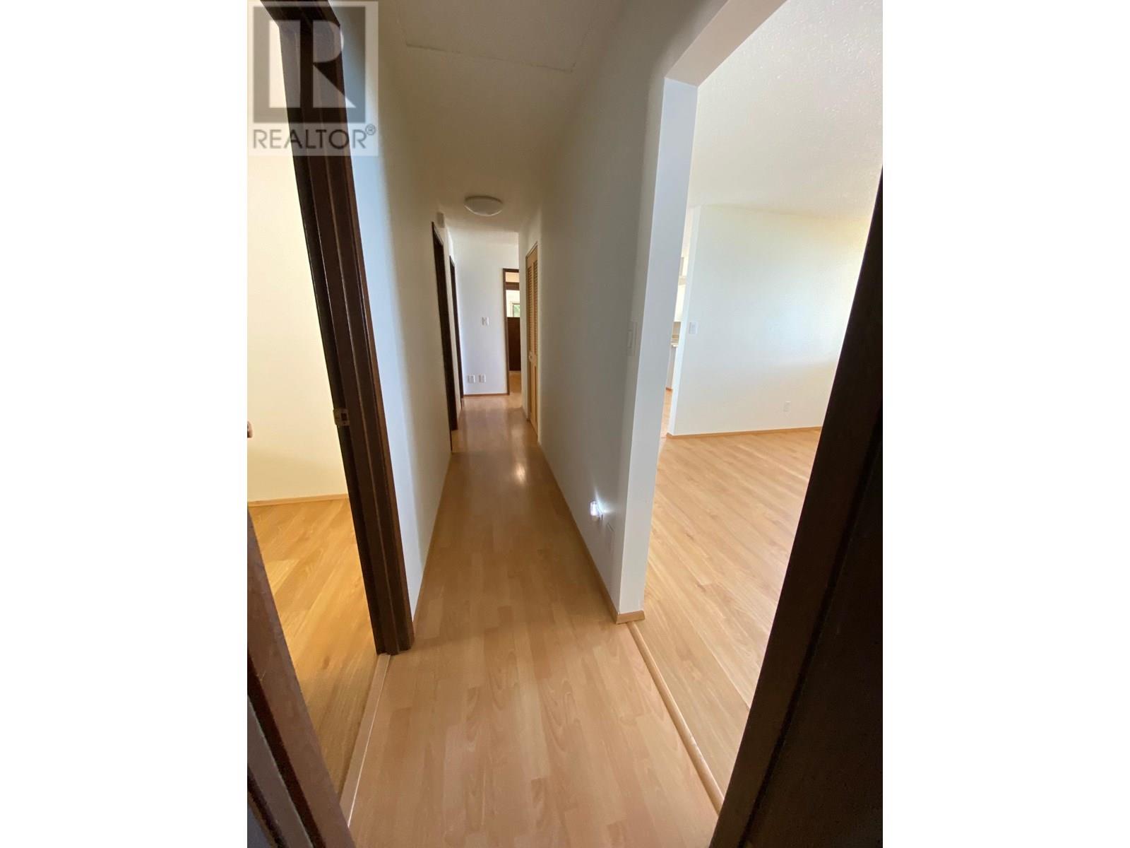 1714 OCEAN BEACH ESPLANADE, Gibsons