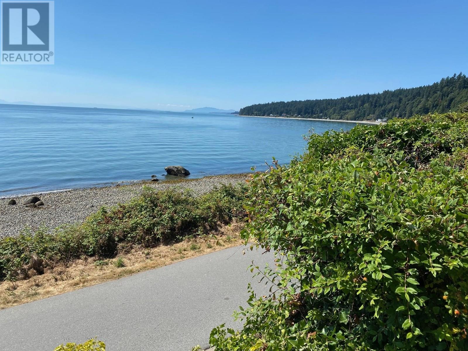 1714 OCEAN BEACH ESPLANADE, Gibsons