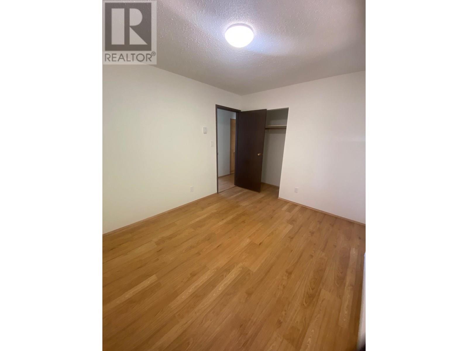 1714 OCEAN BEACH ESPLANADE, Gibsons