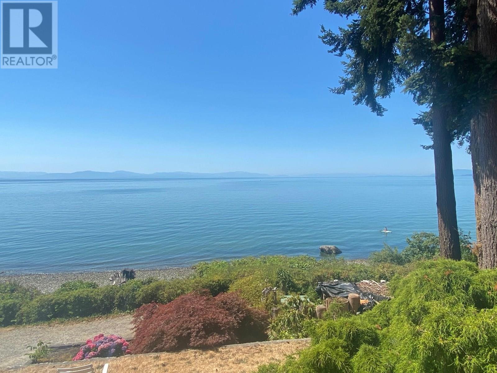1714 OCEAN BEACH ESPLANADE, Gibsons